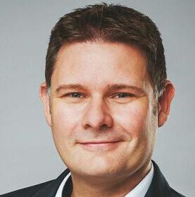 cropped-cropped-Oliver-Scharfenberg-1.jpg